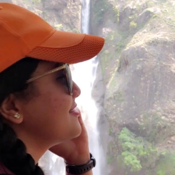 Meet the Posher Other - Meet your Posher, Janki